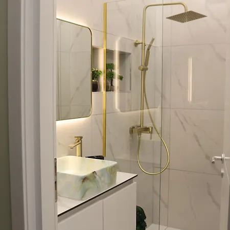 Daire Sss Luxury With Jacuzzi *