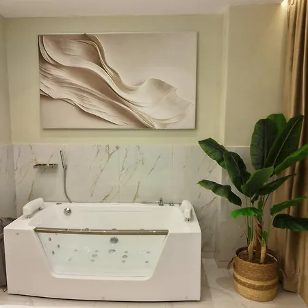Sss Luxury With Jacuzzi Daire Kamez