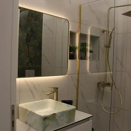 Sss Luxury With Jacuzzi