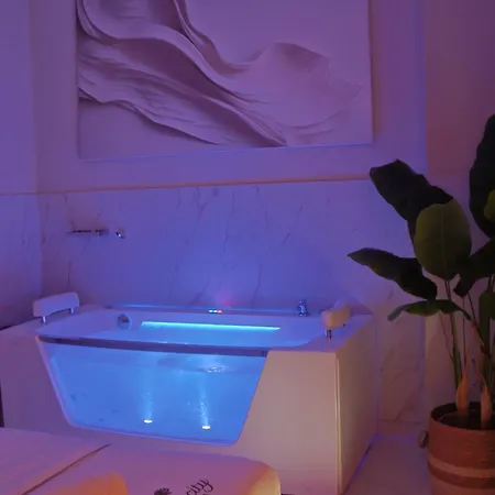 شقة Sss Luxury With Jacuzzi Kamez